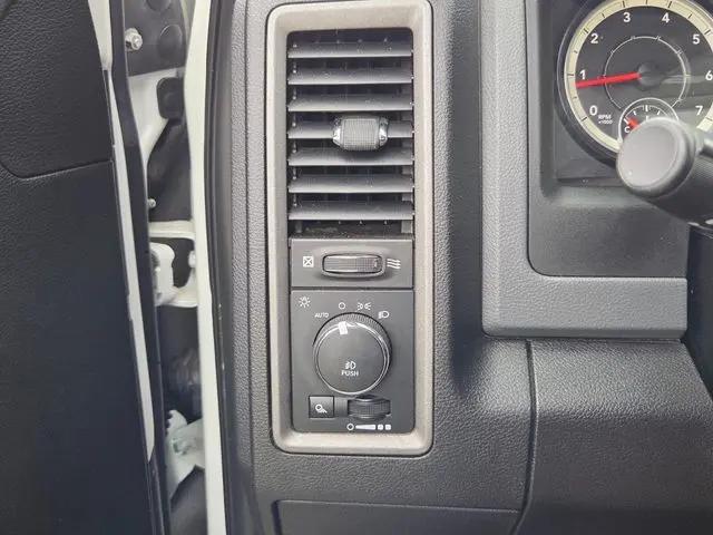 2019 Ram 1500 Classic Express Regular Cab 4x2 6'4" Box