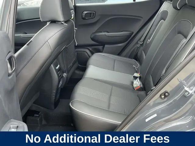 2026 Hyundai Venue SEL w/Two-Tone Roof