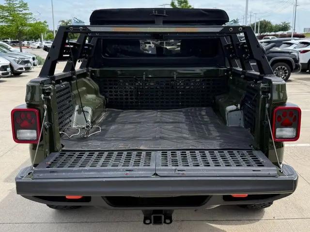 2023 Jeep Gladiator Sport