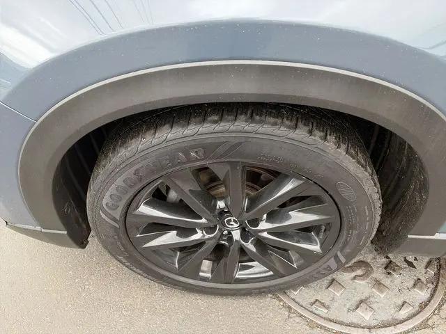 2022 Mazda CX-9 Carbon Edition