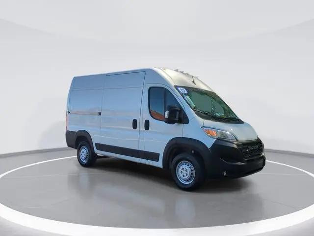 2025 Ram ProMaster 2500 Cargo Van Tradesman High Roof 136" WB w/Pass Seat