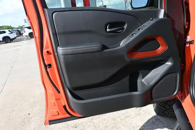 2026 Nissan Frontier Crew Cab PRO-4X 4x4