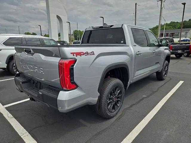 2026 Toyota Tundra Limited CrewMax 5.5' Bed