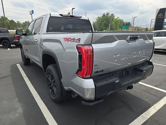 2026 Toyota Tundra Limited CrewMax 5.5' Bed