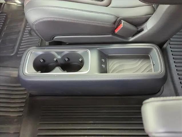 2025 Nissan Armada SL 4WD