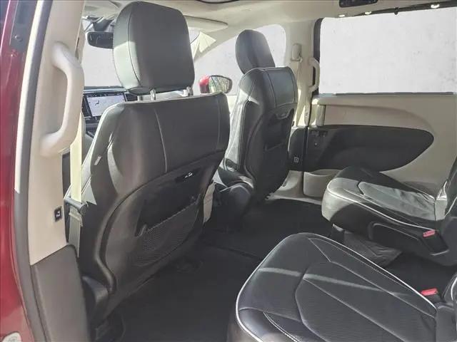 2021 Chrysler Pacifica Limited AWD