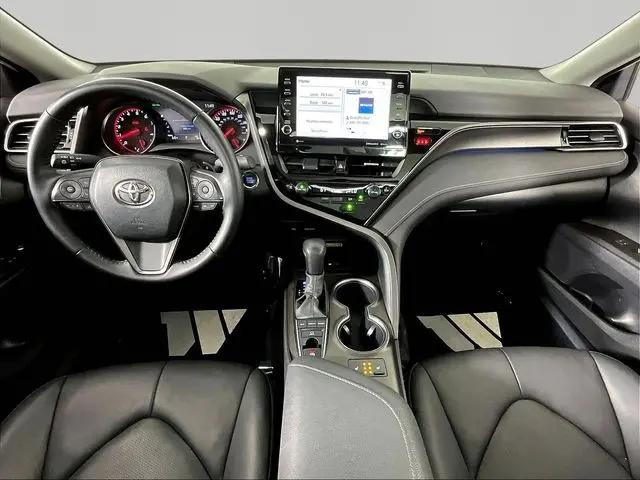 2022 Toyota Camry XSE AWD