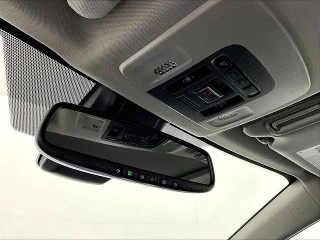 2022 Toyota Camry XSE AWD