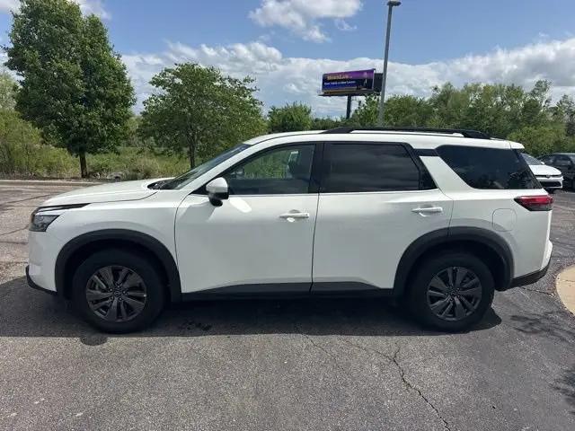 2025 Nissan Pathfinder SV 4WD