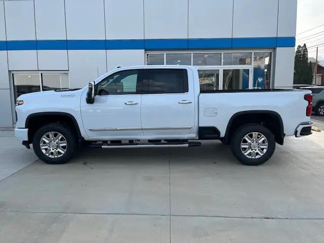 2026 Chevrolet Silverado 3500HD Crew Cab, Standard Bed, High Country, 4WD