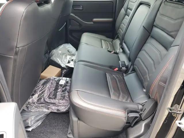2026 Nissan Frontier Crew Cab PRO-4X 4x4