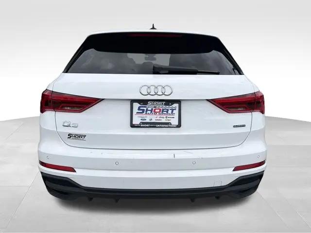 2025 Audi Q3 Premium 45 TFSI S line quattro Tiptronic