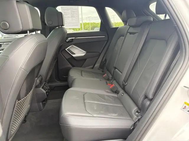 2025 Audi Q3 Premium 45 TFSI S line quattro Tiptronic