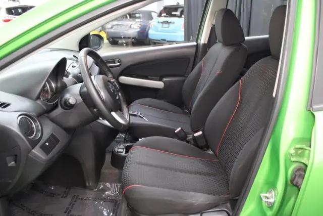 2012 Mazda Mazda2 Touring