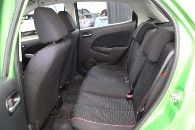 2012 Mazda Mazda2 Touring