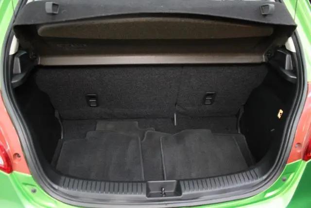 2012 Mazda Mazda2 Touring