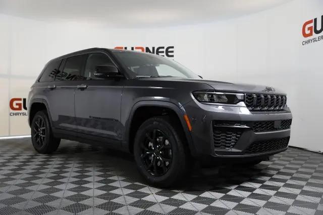 2026 Jeep Grand Cherokee Altitude 4x4