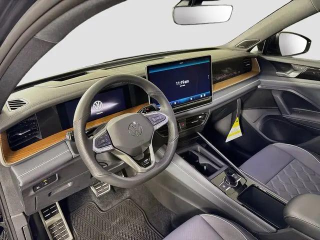 2026 Volkswagen Tiguan SEL R-Line Turbo