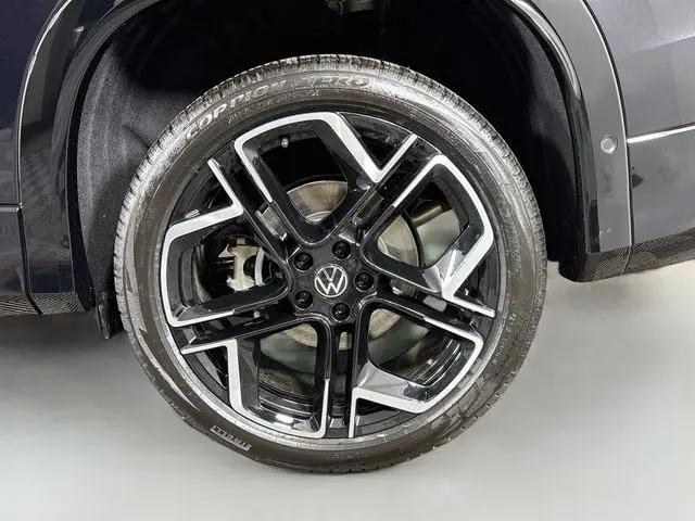 2026 Volkswagen Tiguan SEL R-Line Turbo