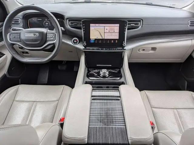 2023 Jeep Wagoneer Series II 4x4
