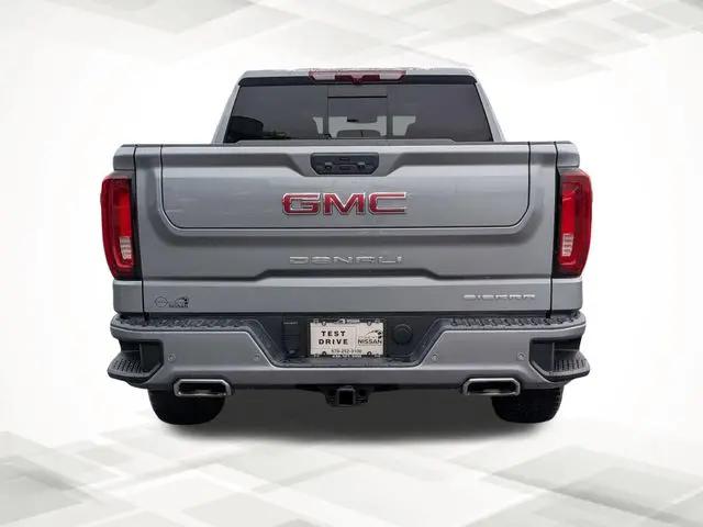 2023 GMC Sierra 1500 4WD Crew Cab Short Box Denali