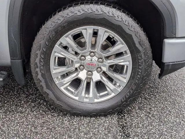 2023 GMC Sierra 1500 4WD Crew Cab Short Box Denali