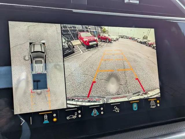 2023 GMC Sierra 1500 4WD Crew Cab Short Box Denali