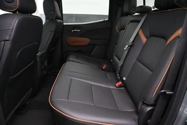 2026 GMC Canyon AT4, 4WD