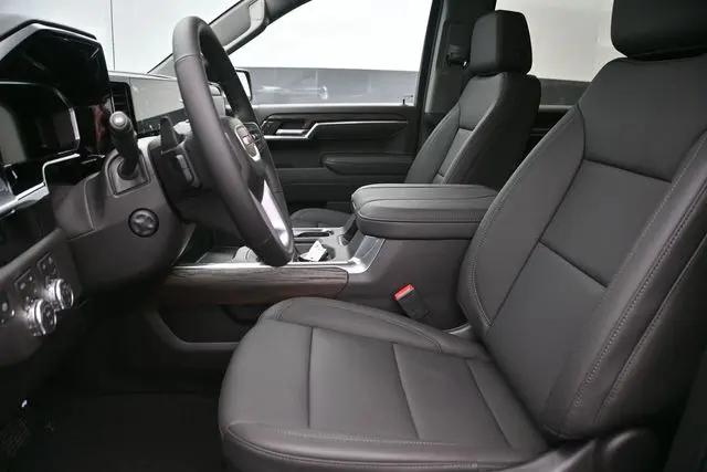 2026 GMC Sierra 1500 Crew Cab, Short Bed, SLT, 4WD