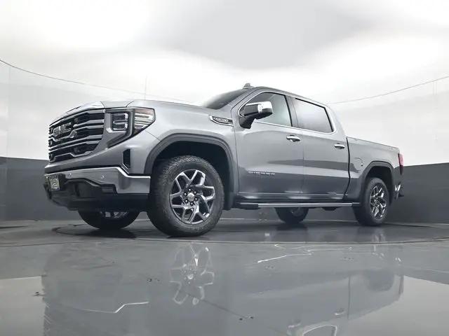 2026 GMC Sierra 1500 Crew Cab, Short Bed, SLT, 4WD