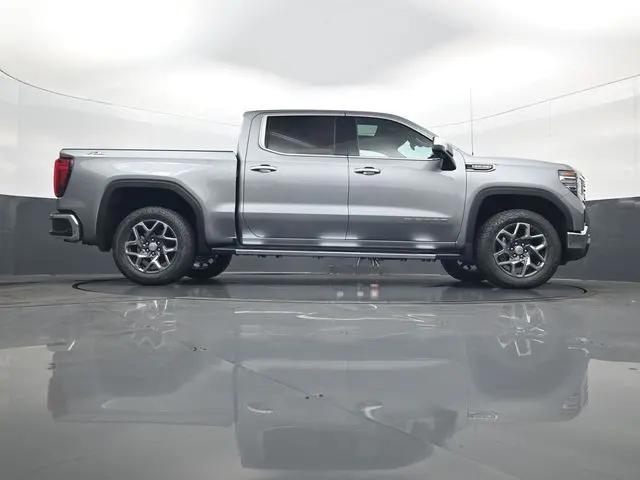 2026 GMC Sierra 1500 Crew Cab, Short Bed, SLT, 4WD
