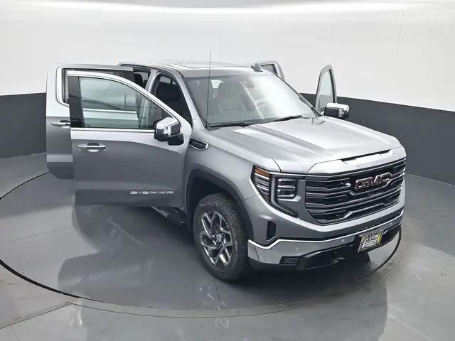2026 GMC Sierra 1500 Crew Cab, Short Bed, SLT, 4WD