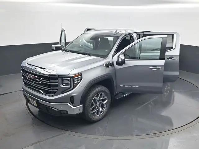 2026 GMC Sierra 1500 Crew Cab, Short Bed, SLT, 4WD