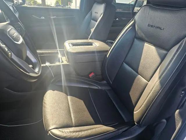 2024 GMC Yukon 2WD Denali