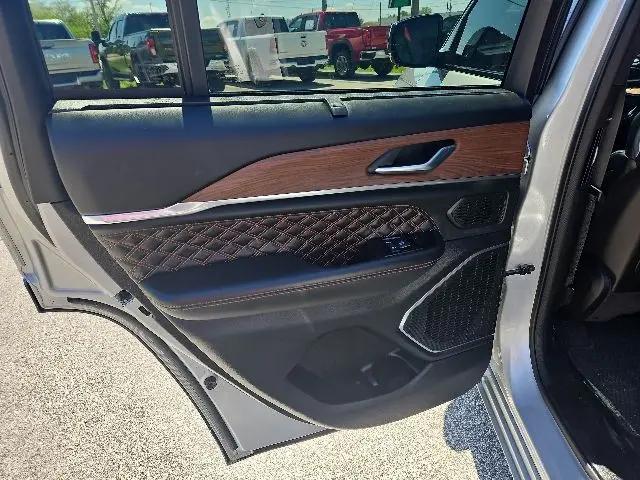 2023 Jeep Grand Cherokee Summit 4x4