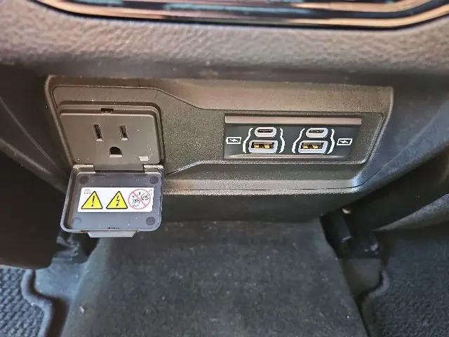 2023 Jeep Grand Cherokee Summit 4x4