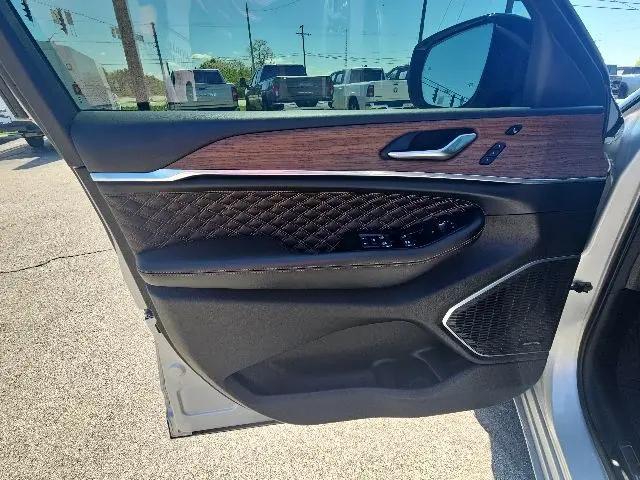 2023 Jeep Grand Cherokee Summit 4x4