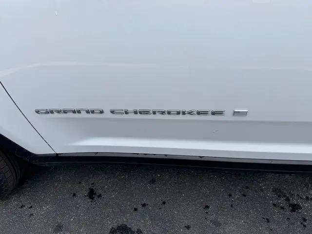 2026 Jeep Grand Cherokee L Altitude 4x4