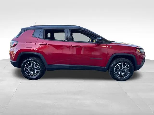 2025 Jeep Compass Trailhawk 4x4
