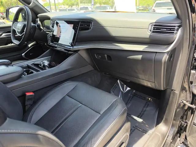2024 Jeep Wagoneer Series II 4x2