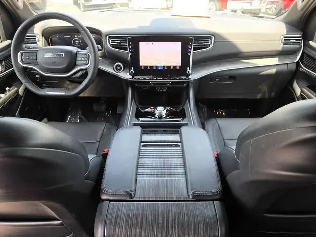 2024 Jeep Wagoneer Series II 4x2
