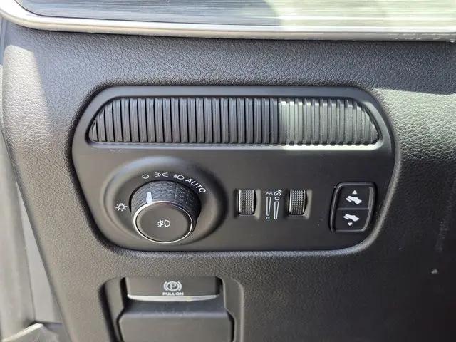 2024 Jeep Wagoneer Series II 4x2