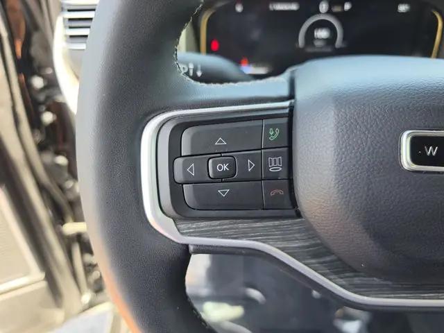 2024 Jeep Wagoneer Series II 4x2