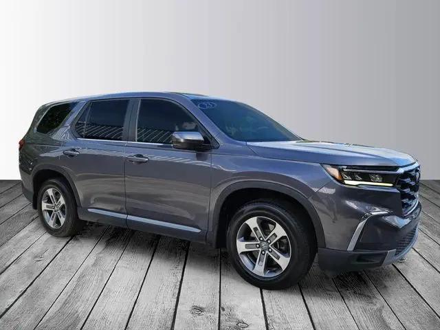 2023 Honda Pilot 2WD EX-L 7 Passenger
