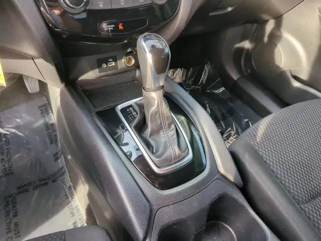 2021 Nissan Rogue Sport S FWD Xtronic CVT