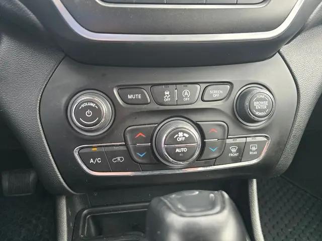 2022 Jeep Cherokee Trailhawk 4x4