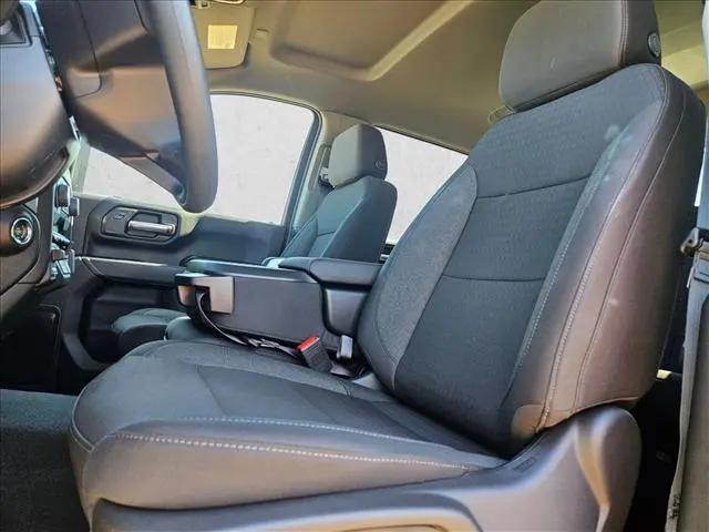 2026 Chevrolet Silverado 2500HD Crew Cab, Standard Bed, WT, 4WD