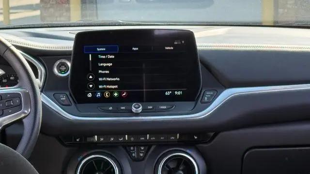 2023 Chevrolet Blazer AWD 2LT
