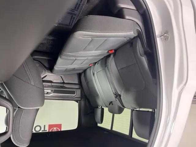 2024 Ram 1500 Big Horn Crew Cab 4x4 5'7" Box