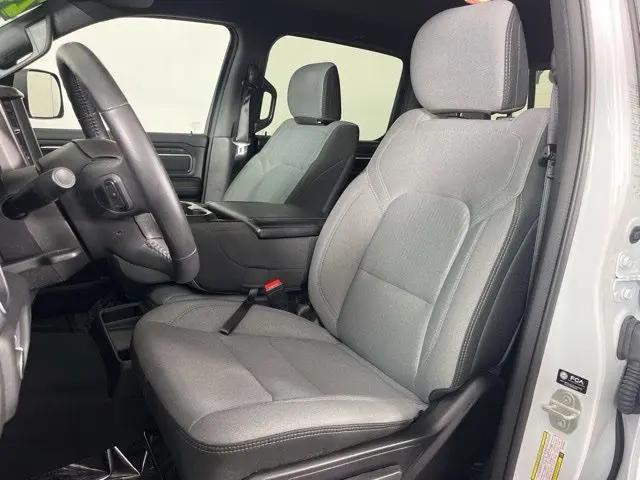 2024 Ram 1500 Big Horn Crew Cab 4x4 5'7" Box